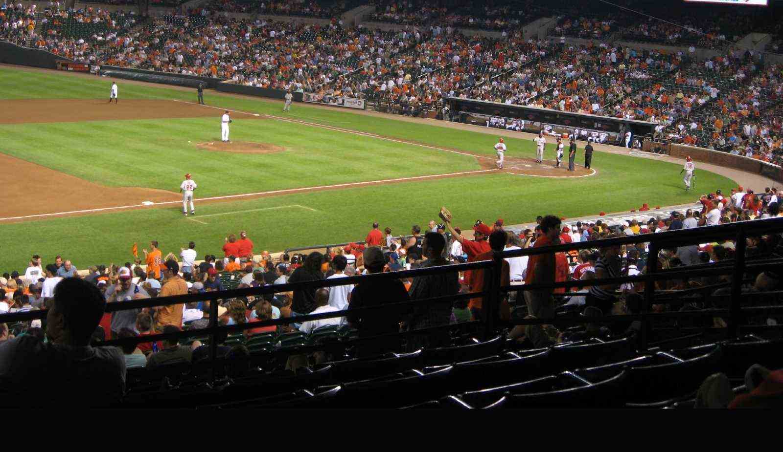 Atlanta Braves at Baltimore Orioles (Birdland Hawaiian Shirt Giveaway)