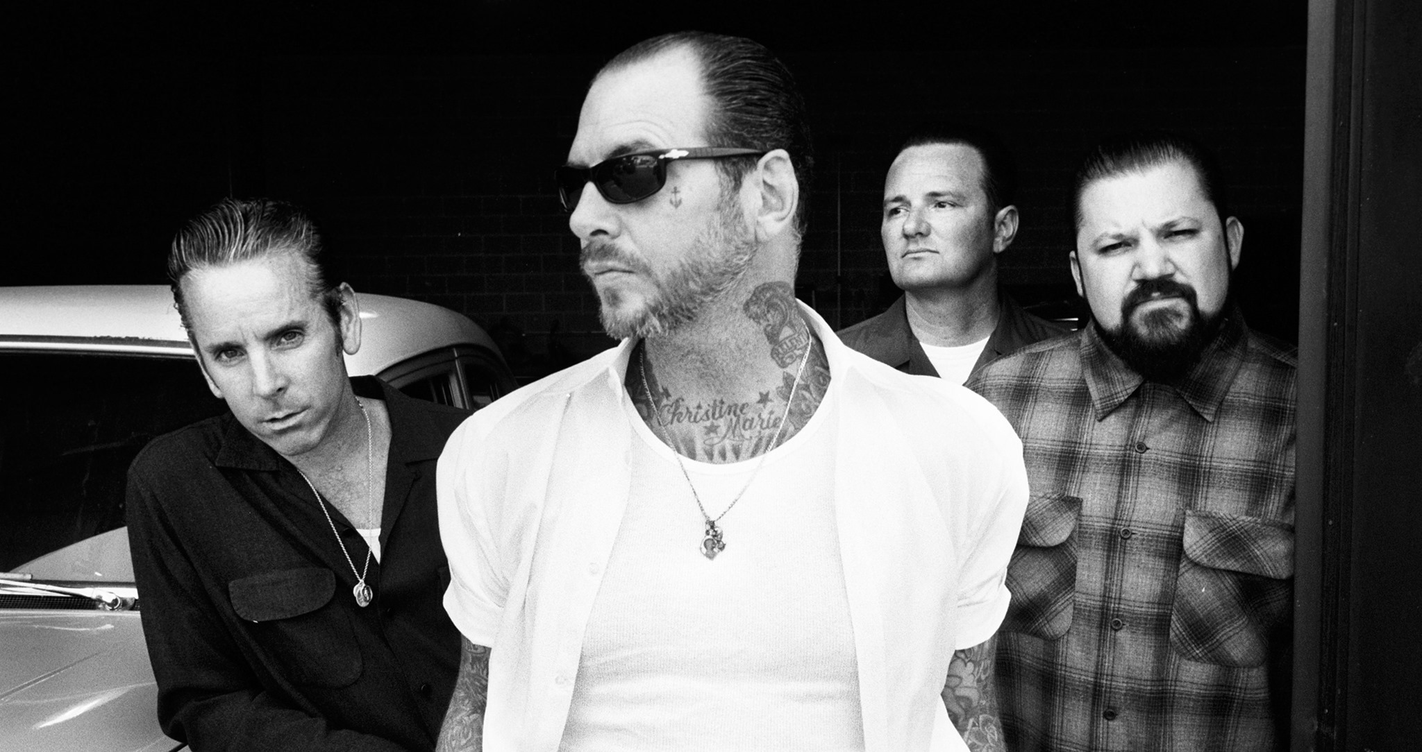 Social Distortion with Descendents and The Chats