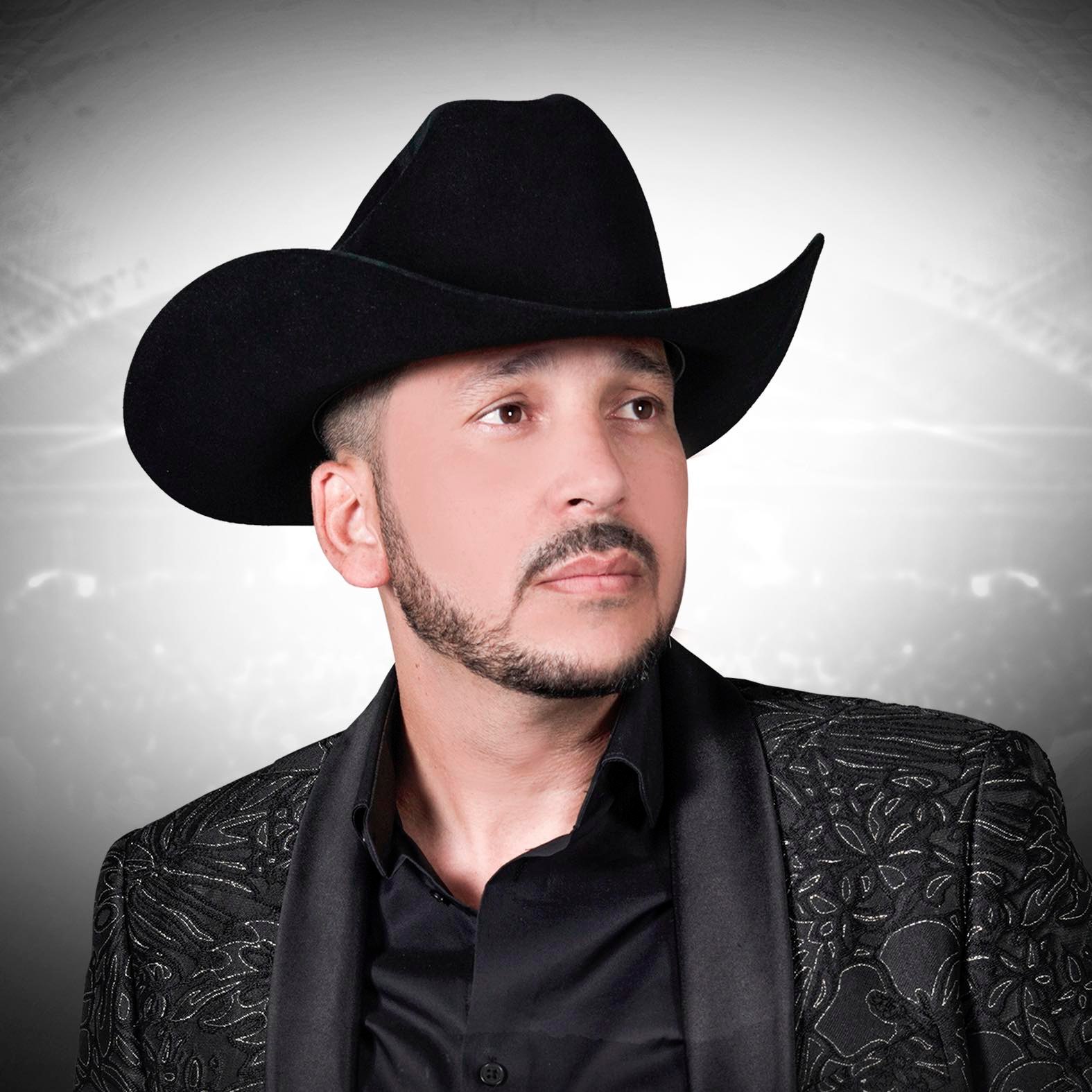 Luis Angel "El Flaco"