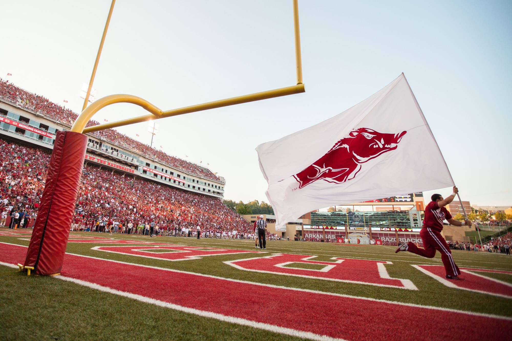 Tennessee Volunteers at Arkansas Razorbacks Football